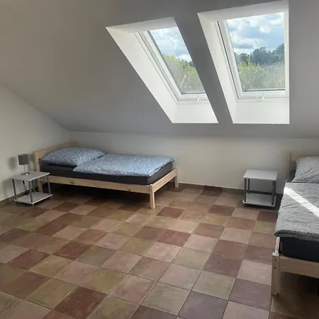 Monteurwohnung In Fuer 7 Personen Lejlighed